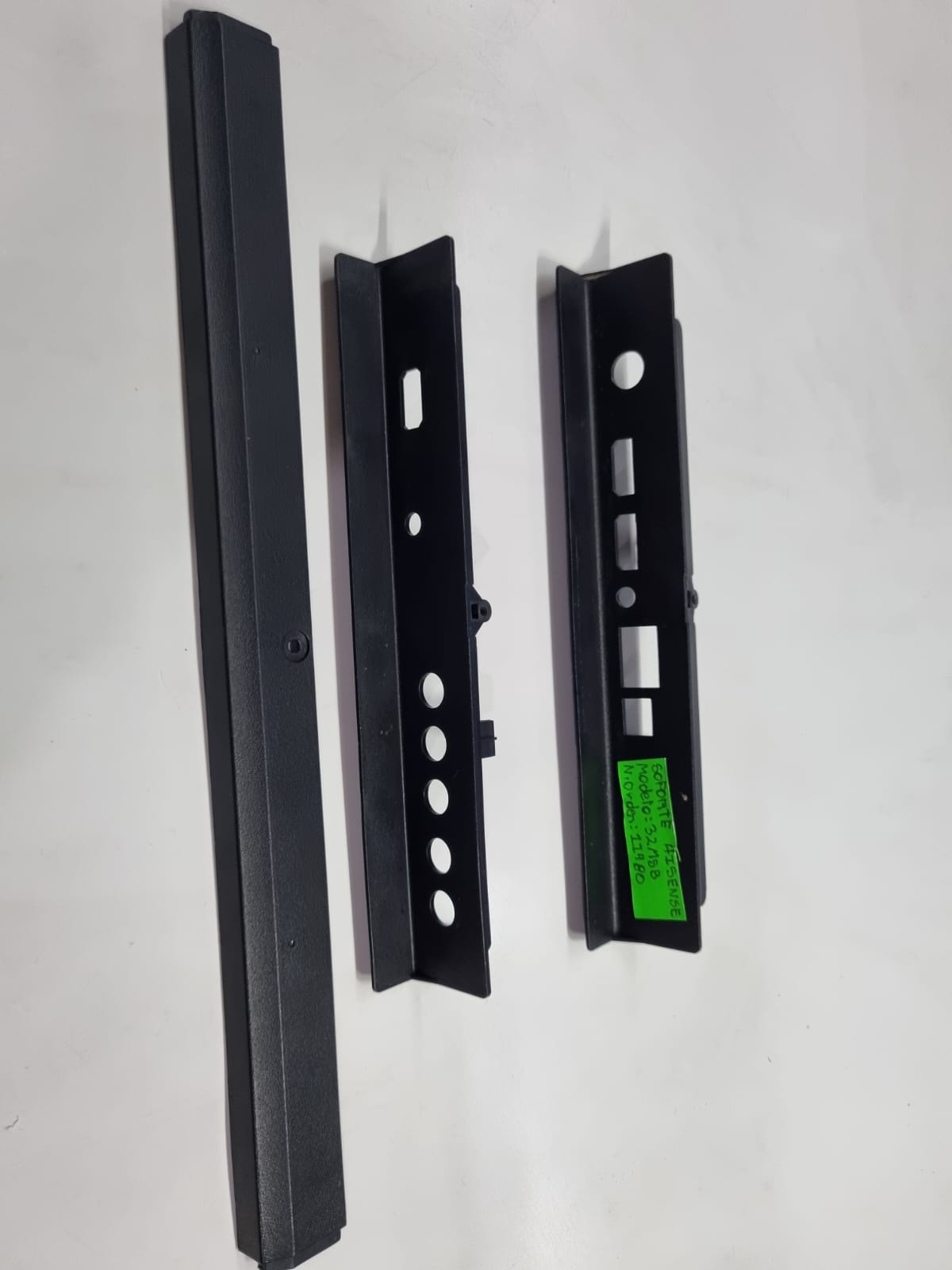 SOPORTE TV HISENSE 32M5B