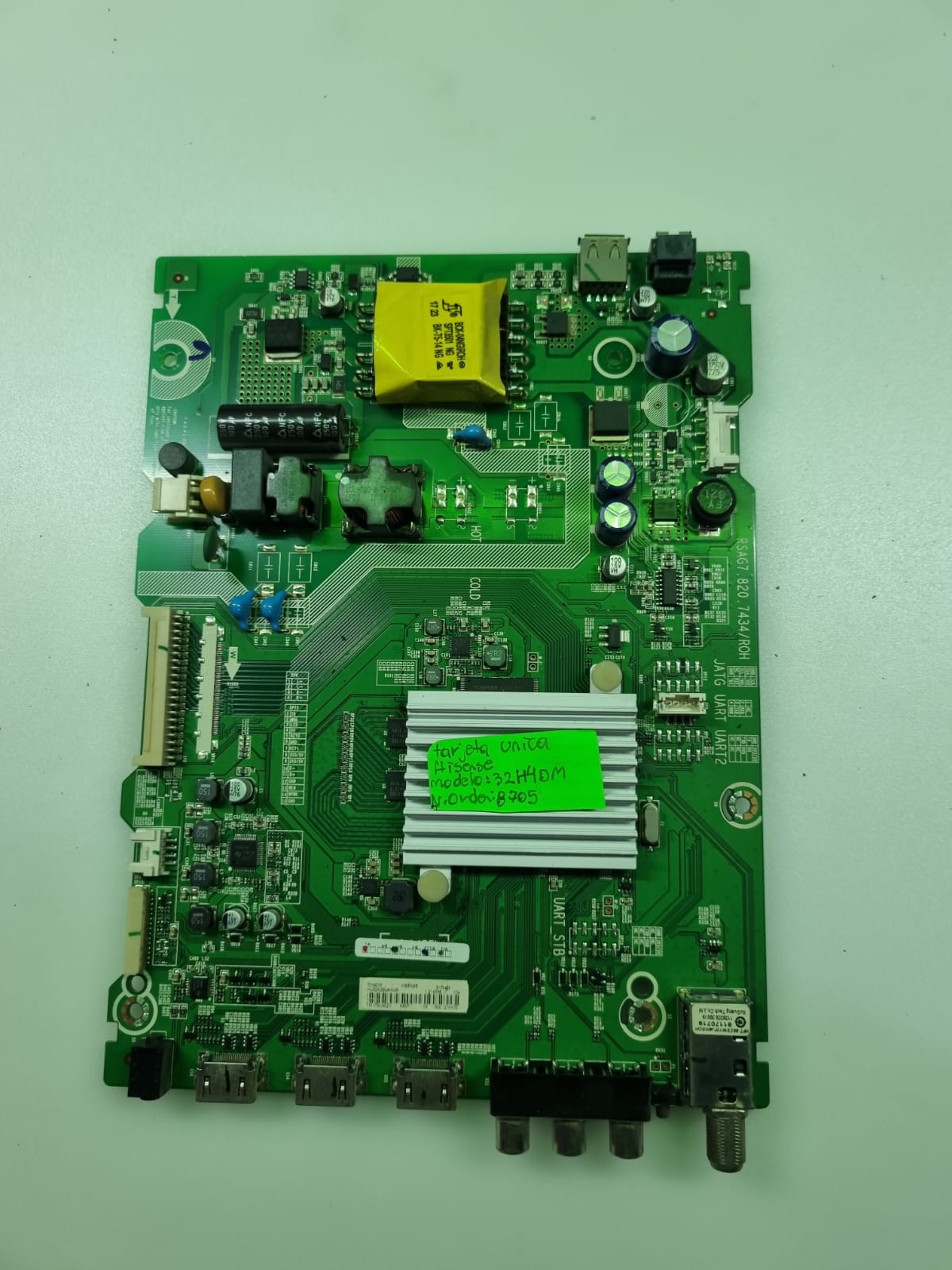 TARJETA UNICA HISENSE 32H4MD