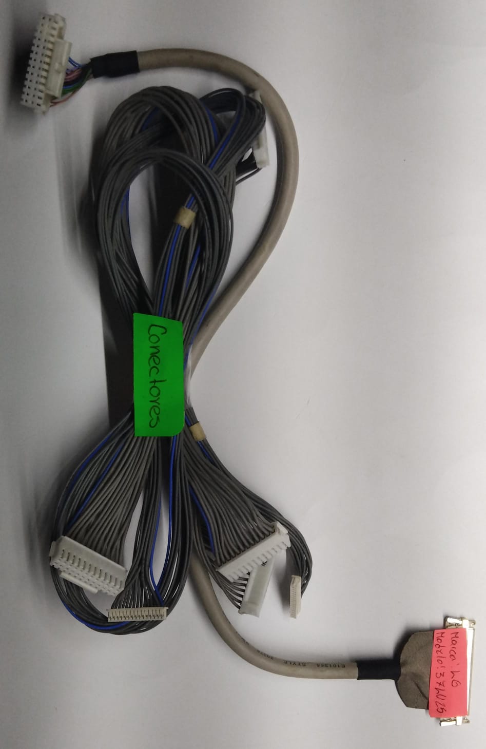 CONECTORES LG